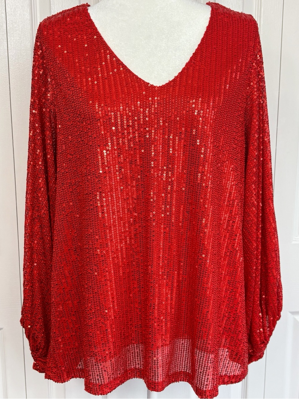 NWT Vine & Love Red Allover Sequin Beaded Lantern Sleeve Blouse Large